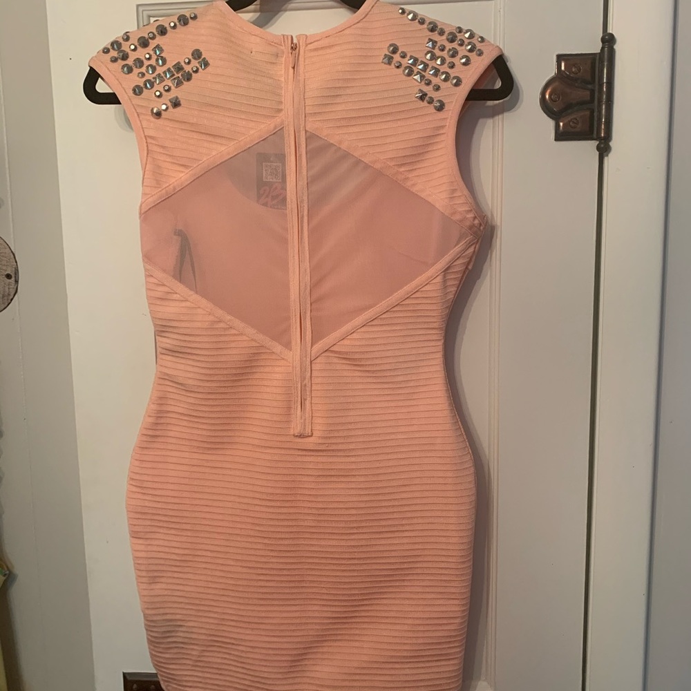 2/$20 2B by bebe bodycon dress sz small NWT coral
